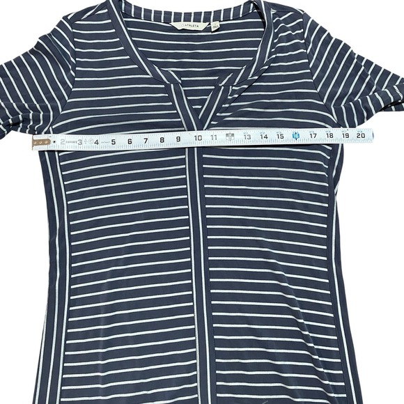 Athleta Women's Striped Dress Short Sleeve Active Size Small Navy Blue White - Picture 4 of 5
